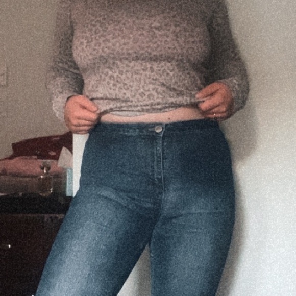 Cute skinny jeans with cropped ends - Picture 2 of 3